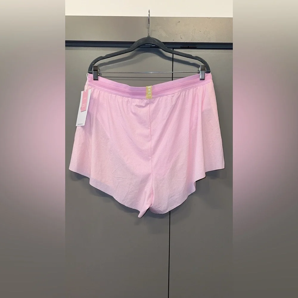 NWT LSKD Accelerate HR Running Short (Grace Grove Collection) - Picture 2 of 4